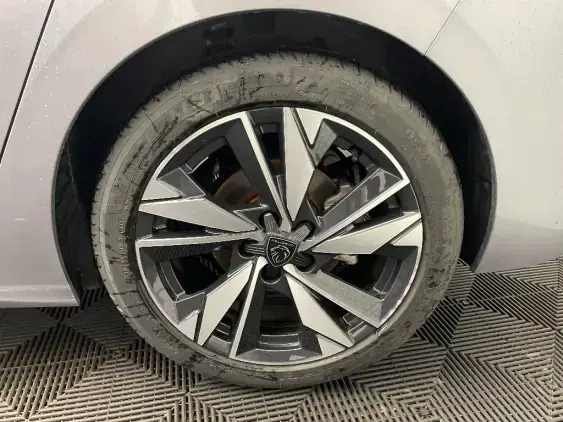 PEUGEOT 308 III - voiture d'occasion - Photo 23