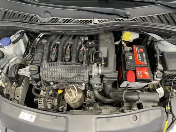 PEUGEOT 208 - voiture d'occasion - Photo 21