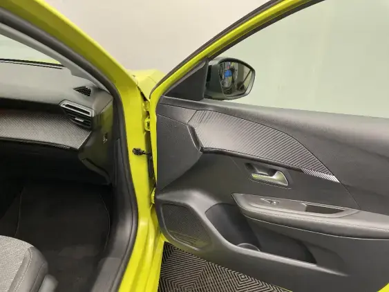 PEUGEOT 208 II - voiture d'occasion - Photo 20