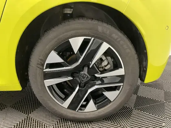 PEUGEOT 208 II - voiture d'occasion - Photo 24