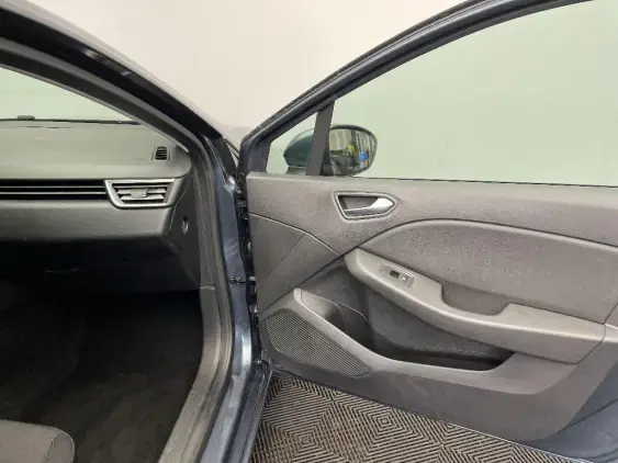 RENAULT CLIO V - voiture d'occasion - Photo 20