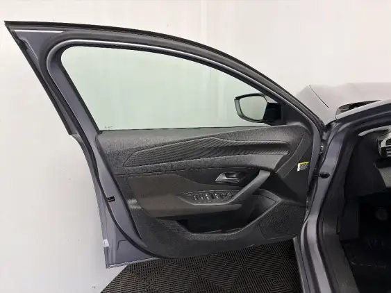 PEUGEOT 308 III - voiture d'occasion - Photo 17