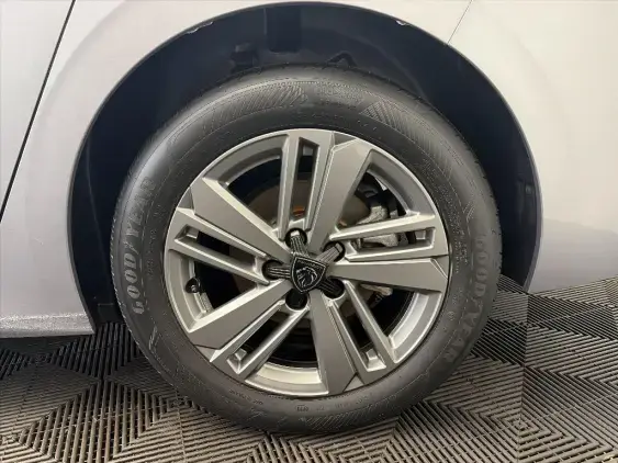 PEUGEOT 308 III - voiture d'occasion - Photo 22