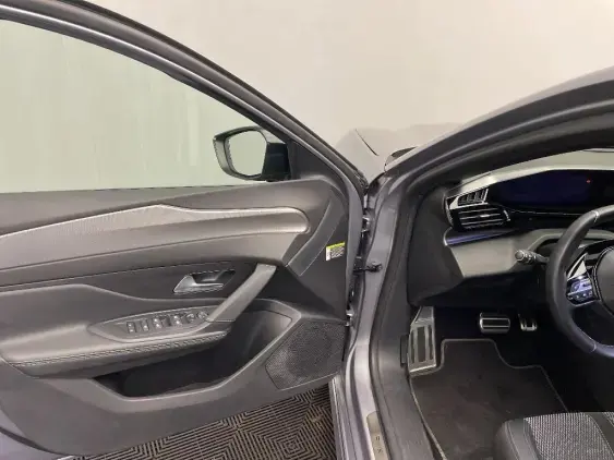 PEUGEOT 308 III - voiture d'occasion - Photo 18