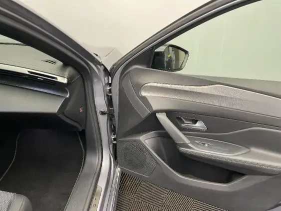 PEUGEOT 308 III - voiture d'occasion - Photo 19