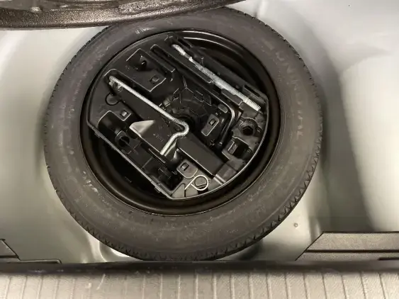 PEUGEOT 208 II - voiture d'occasion - Photo 17