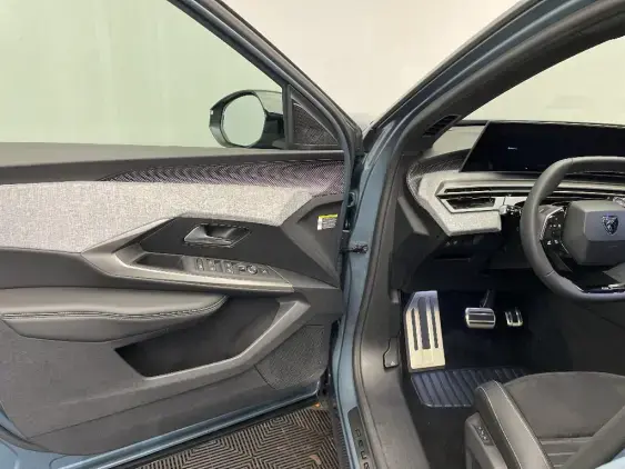 PEUGEOT 3008 III - voiture d'occasion - Photo 19