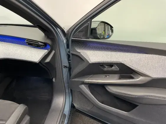 PEUGEOT 3008 III - voiture d'occasion - Photo 20