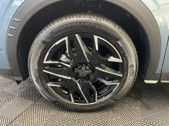 PEUGEOT 3008 III - voiture d'occasion - Photo 23