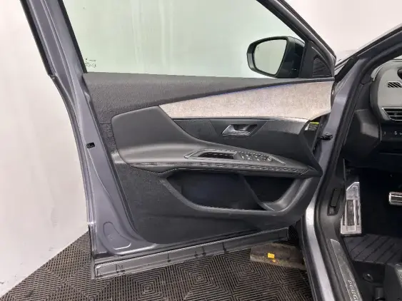 PEUGEOT 3008 II - voiture d'occasion - Photo 18