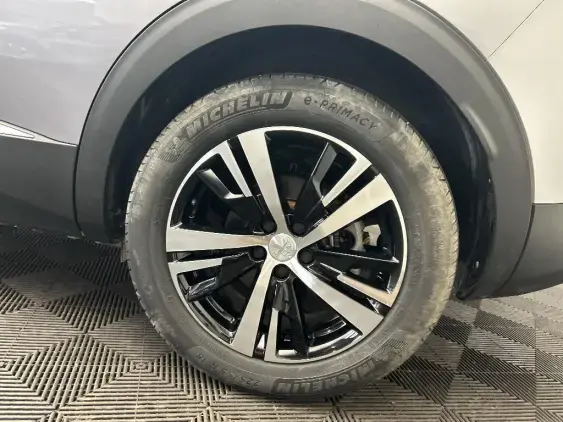 PEUGEOT 3008 II - voiture d'occasion - Photo 23