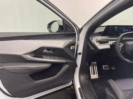 PEUGEOT 3008 III - voiture d'occasion - Photo 19