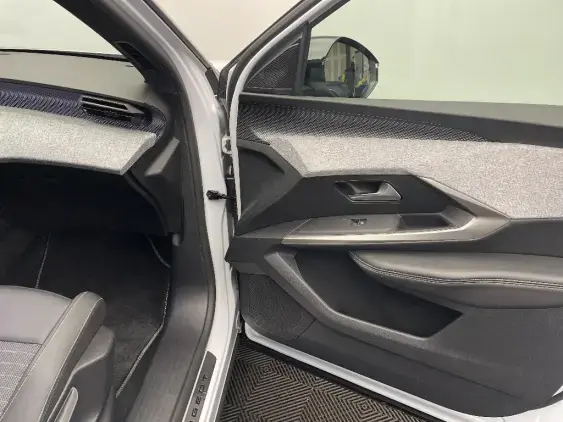 PEUGEOT 3008 III - voiture d'occasion - Photo 20