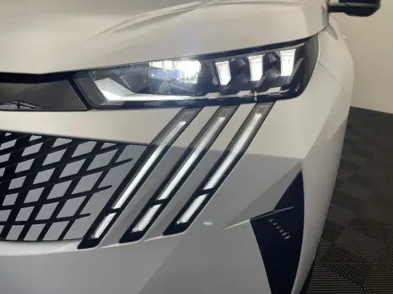 PEUGEOT 3008 III - voiture d'occasion - Photo 22