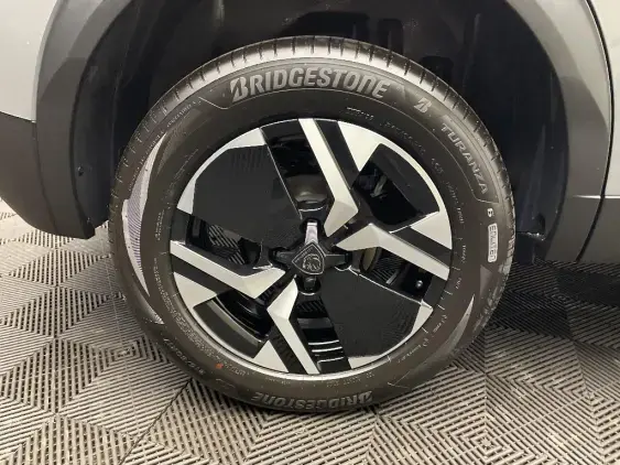 PEUGEOT 2008 II - voiture d'occasion - Photo 24