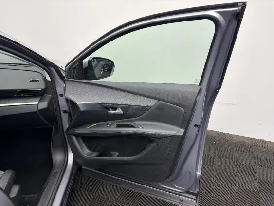 PEUGEOT 3008 II - voiture d'occasion - Photo 19