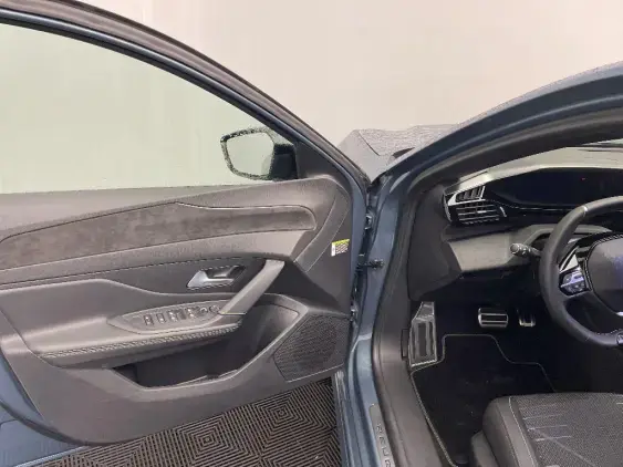 PEUGEOT 308 III - voiture d'occasion - Photo 19