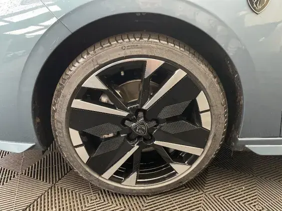 PEUGEOT 308 III - voiture d'occasion - Photo 23