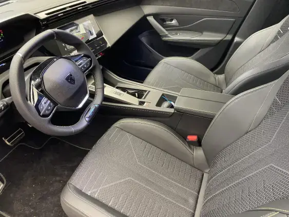 PEUGEOT 308 III - voiture d'occasion - Photo 17