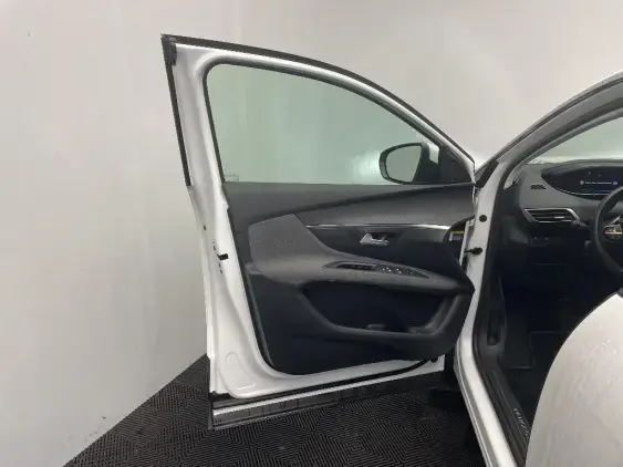 PEUGEOT 5008 II - voiture d'occasion - Photo 17