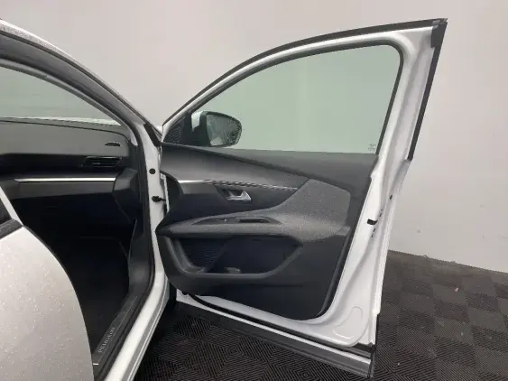 PEUGEOT 5008 II - voiture d'occasion - Photo 18