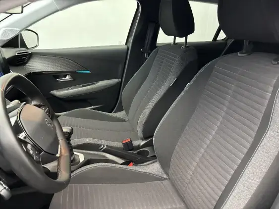 PEUGEOT 208 BUSINESS R II - voiture d'occasion - Photo 17