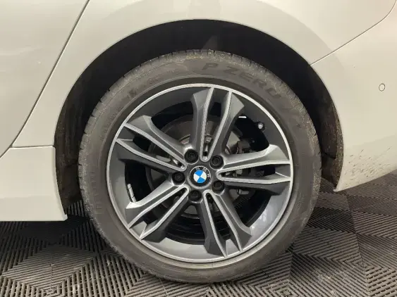 BMW SERIE 1 F40 - voiture d'occasion - Photo 24