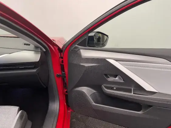 OPEL ASTRA ELECTRIQUE L - voiture d'occasion - Photo 20