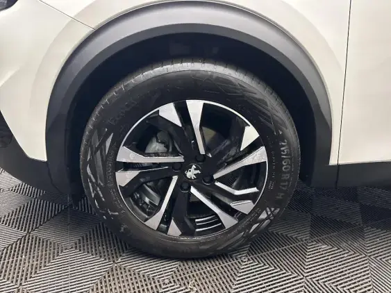 PEUGEOT 2008 II - voiture d'occasion - Photo 21