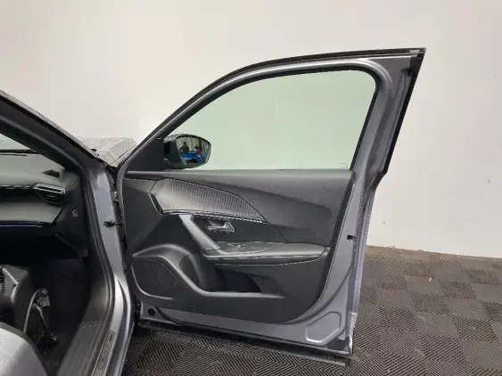 PEUGEOT 2008 ELECTRIQUE II - voiture d'occasion - Photo 19