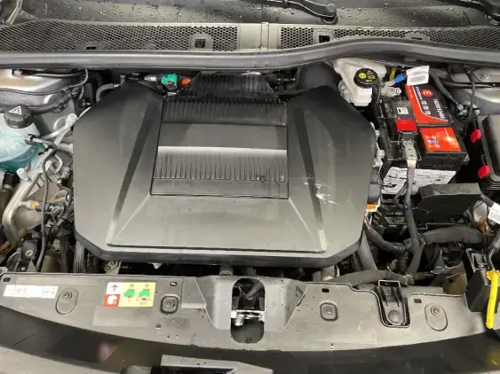 PEUGEOT 2008 ELECTRIQUE II - voiture d'occasion - Photo 20