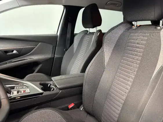 PEUGEOT 5008 II - voiture d'occasion - Photo 17