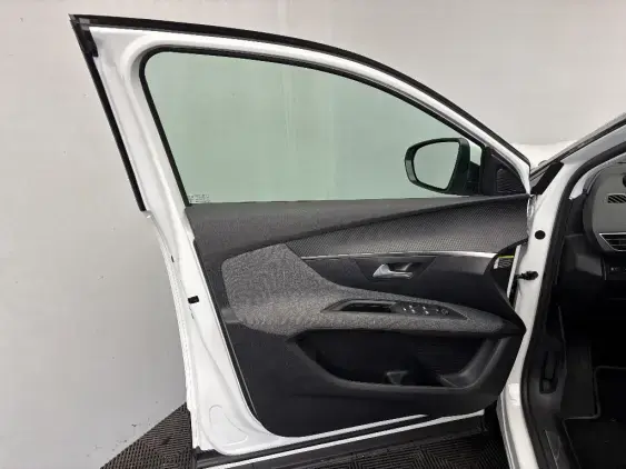 PEUGEOT 5008 II - voiture d'occasion - Photo 18