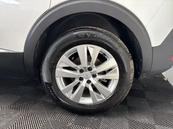 PEUGEOT 5008 II - voiture d'occasion - Photo 23