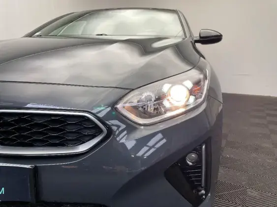 KIA PROCEED III - voiture d'occasion - Photo 21