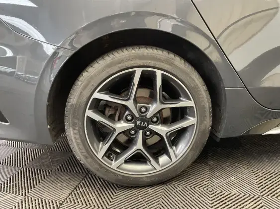 KIA PROCEED III - voiture d'occasion - Photo 24