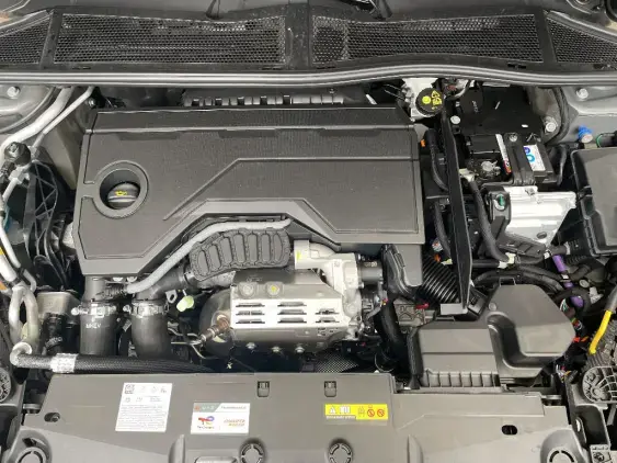 PEUGEOT 308 SW III - voiture d'occasion - Photo 20