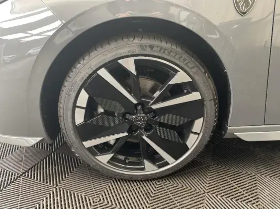 PEUGEOT 308 SW III - voiture d'occasion - Photo 22