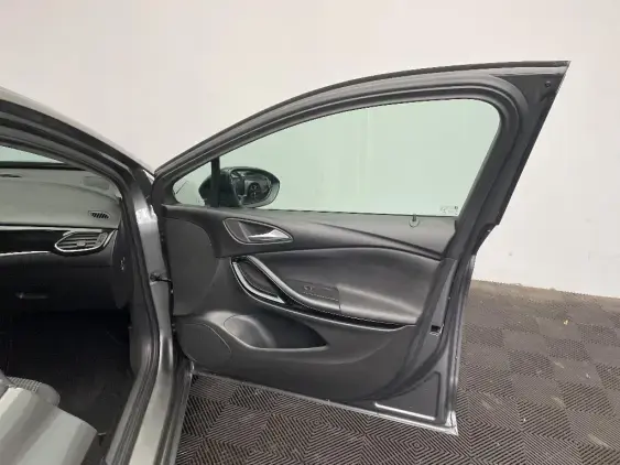 OPEL ASTRA K - voiture d'occasion - Photo 18