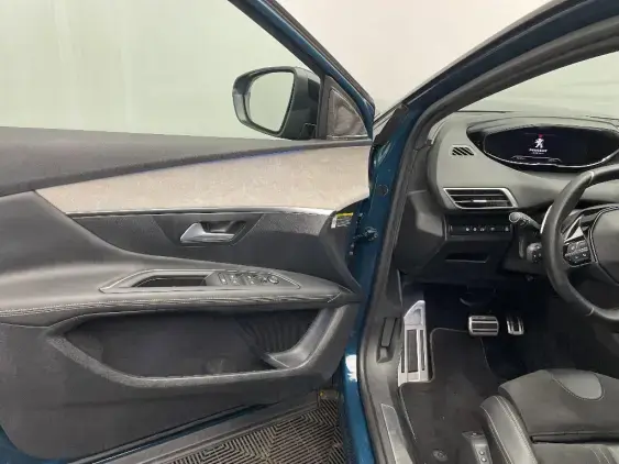 PEUGEOT 3008 II - voiture d'occasion - Photo 19