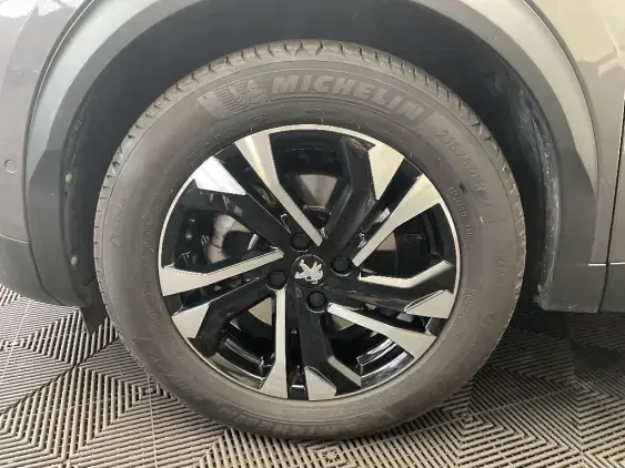 PEUGEOT 2008 II - voiture d'occasion - Photo 23