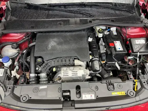 PEUGEOT 208 BUSINESS R II - voiture d'occasion - Photo 20