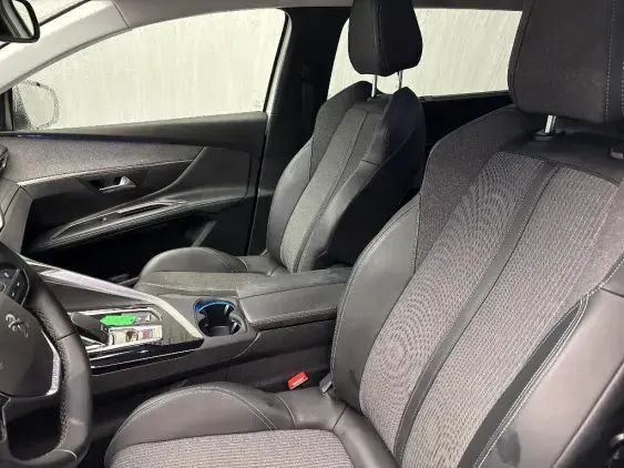 PEUGEOT 5008 II - voiture d'occasion - Photo 17