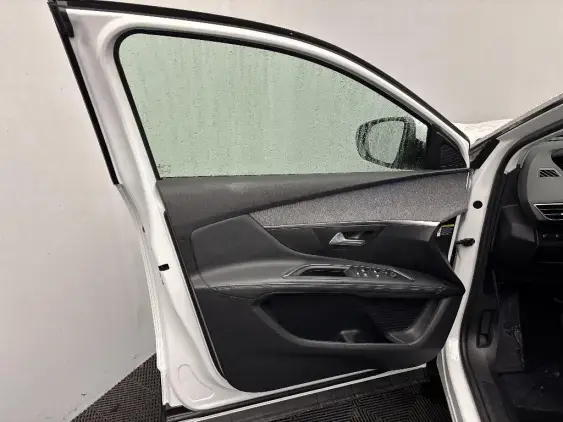 PEUGEOT 5008 II - voiture d'occasion - Photo 18