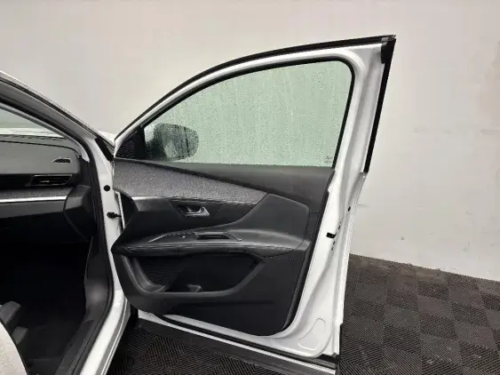 PEUGEOT 5008 II - voiture d'occasion - Photo 19