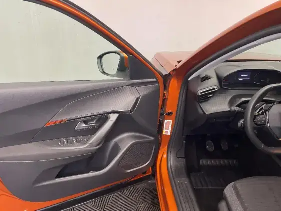 PEUGEOT 2008 II - voiture d'occasion - Photo 19