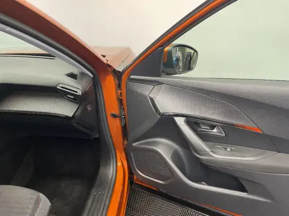 PEUGEOT 2008 II - voiture d'occasion - Photo 20