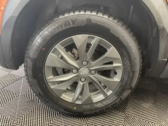 PEUGEOT 2008 II - voiture d'occasion - Photo 25