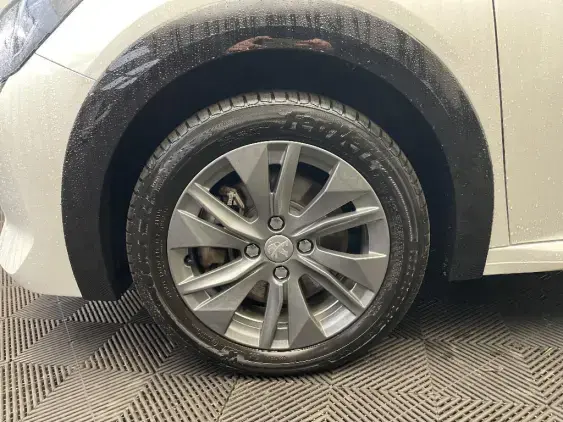 PEUGEOT 208 ELECTRIQUE II - voiture d'occasion - Photo 21