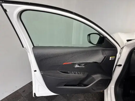 PEUGEOT 208 ELECTRIQUE II - voiture d'occasion - Photo 18